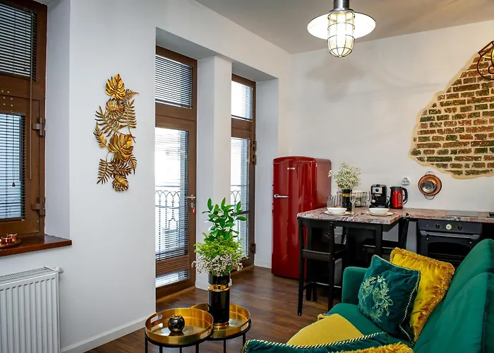 Emerald Crown Apartamento