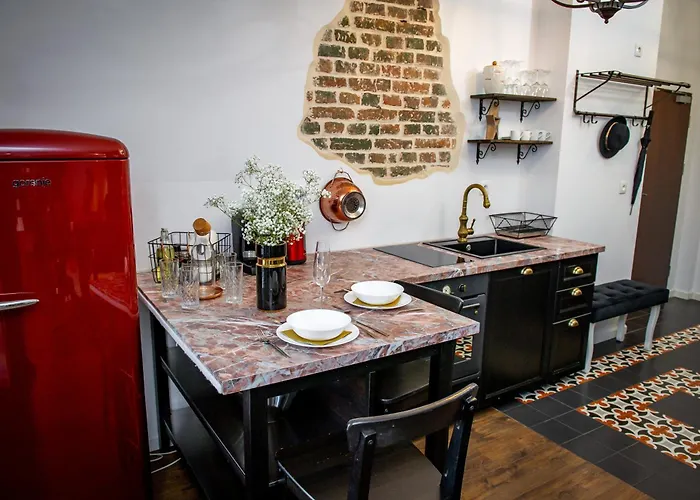 Emerald Crown Apartamento *