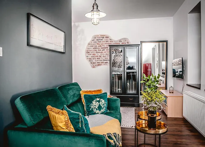 Emerald Crown Apartamento